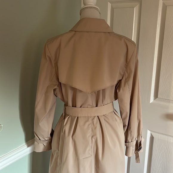 Vintage Double Breasted London Fog Trench Coat - Picture 5 of 11